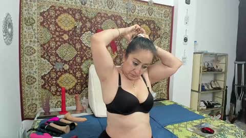 Cristal online show from 01/04/25, 07:23