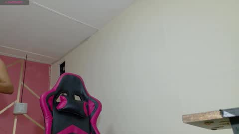 Snapshot of cristal_49 chatting on 03/02/26, 12:45 cristal_49 online show from 03/02/26, 12:45