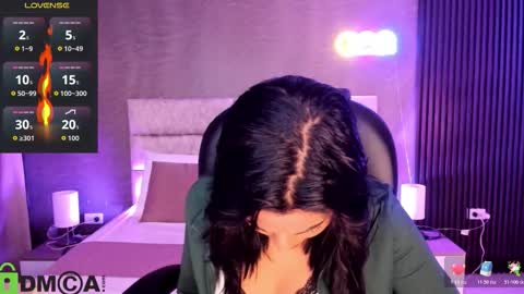 cristal__adams online show from 10/27/25, 12:20