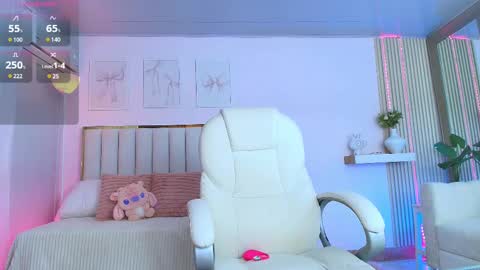 Snapshot of cristal_bunny chatting on 03/04/25, 12:50 Cristal online show from 03/04/25, 12:50