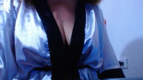 Snapshot of cristal_collins1 chatting on 02/27/25, 11:37 cristal_collins1 online show from 02/27/25, 11:37