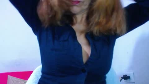 Snapshot of cristal_collins1 chatting on 03/05/25, 10:11 cristal_collins1 online show from 03/05/25, 10:11