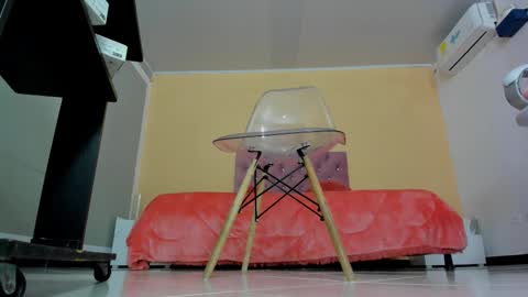 Snapshot of cristal_crossfit chatting on 03/02/26, 10:22 Cristal online show from 03/02/26, 10:22