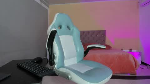 Cristal online show from 03/28/26, 10:04