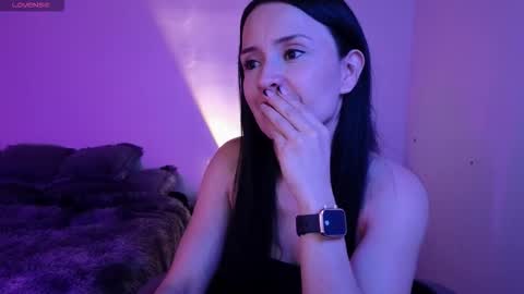 Snapshot of cristal_hilton_10 chatting on 01/18/26, 12:14 Alejandra from Wednesday to Saturday from 1000 pm to 400 am Colombian hour online show from 01/18/26, 12:14