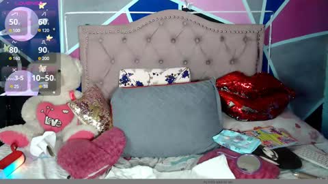 Snapshot of cristal_hot199037 chatting on 02/11/25, 12:27 Cristal online show from 02/11/25, 12:27