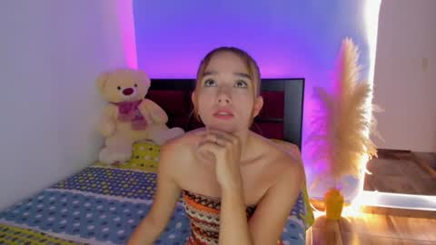 cristal_t2 online show from 07/10/26, 07:16