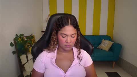 Cristal online show from 10/19/25, 11:05