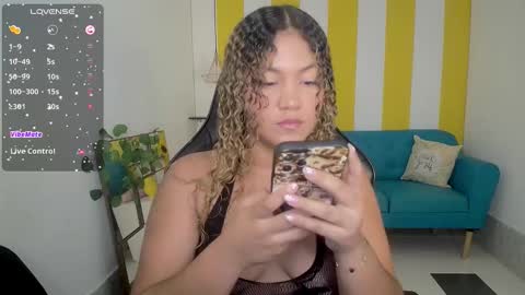 Cristal online show from 10/23/25, 11:03