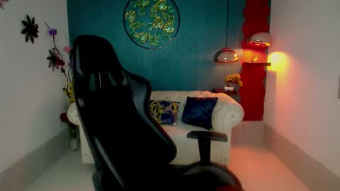 Cristal online show from 11/30/25, 11:09