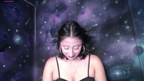 Cristal de Leon online show from 09/12/25, 07:03