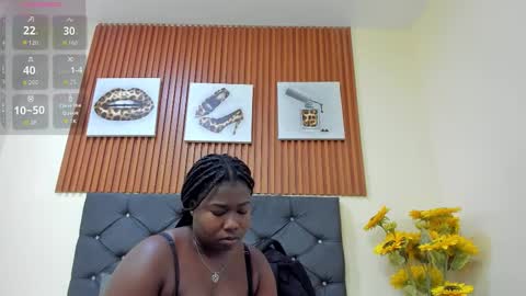 cristale69 online show from 10/14/25, 02:12