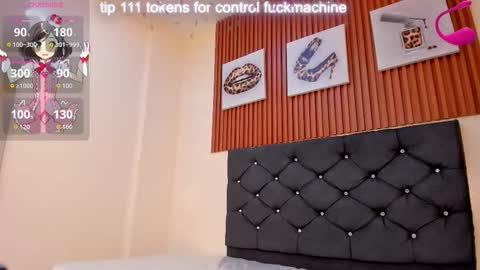 cristale69 online show from 10/15/25, 02:33