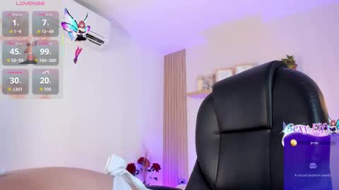 cristalfoxy_ online show from 01/05/26, 07:28