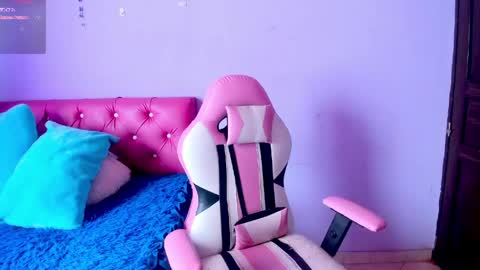 Snapshot of cristaln07 chatting on 05/03/26, 12:44 Natis online show from 05/03/26, 12:44