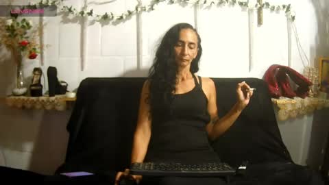 Snapshot of cristalvelvet chatting on 07/26/26, 11:06 online show from 07/26/26, 11:06