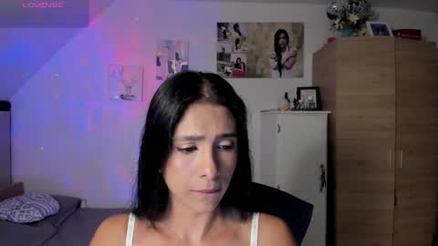veronika online show from 05/25/26, 12:49