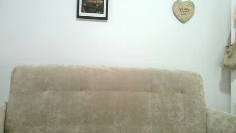 Snapshot of cristel_bloss2 chatting on 01/26/25, 09:51 Karol online show from 01/26/25, 09:51