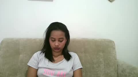 Snapshot of cristel_bloss2 chatting on 02/10/25, 04:08 Karol online show from 02/10/25, 04:08