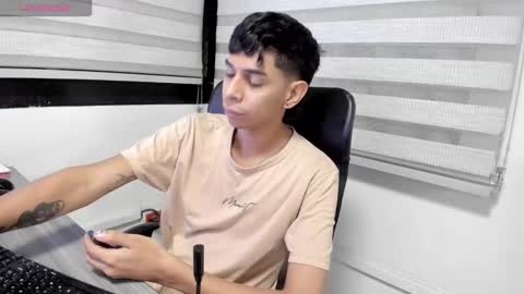 cristhian online show from 09/25/25, 05:55