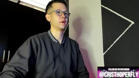 Snapshot of cristhoperfly chatting on 01/22/25, 12:38 Cris Independent model online show from 01/22/25, 12:38