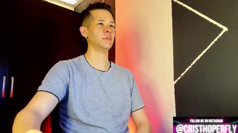 Snapshot of cristhoperfly chatting on 02/20/25, 01:08 Cris Independent model online show from 02/20/25, 01:08