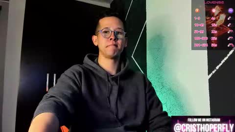 Snapshot of cristhoperfly chatting on 09/15/25, 01:16 Cris Independent model online show from 09/15/25, 01:16