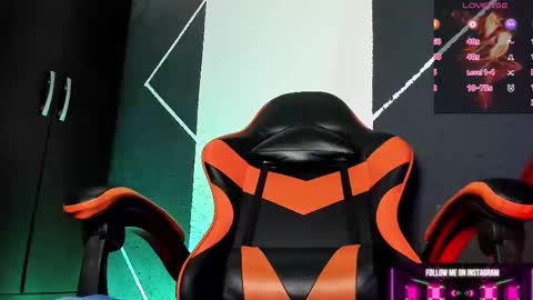 Snapshot of cristhoperfly chatting on 09/27/25, 12:21 Cris Independent model online show from 09/27/25, 12:21