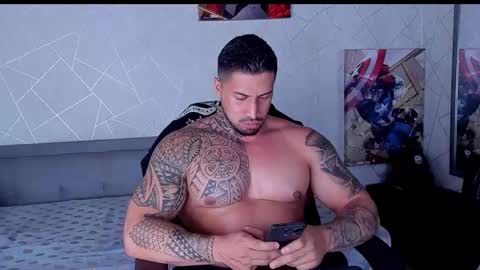 Snapshot of cristian_walker chatting on 06/04/26, 12:00 cristian walker online show from 06/04/26, 12:00