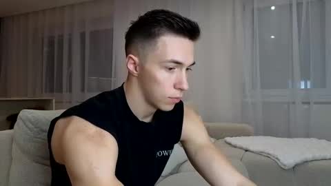 CristianoHailey online show from 02/25/25, 07:25