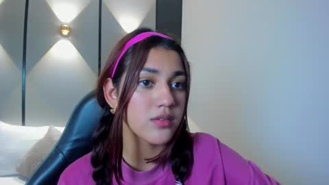 C R I S T I N online show from 03/28/26, 07:35