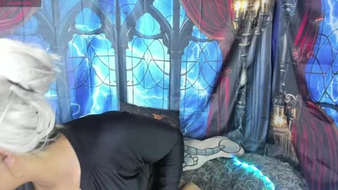 Cristina  online show from 04/10/26, 09:25