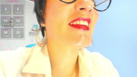 Julieta online show from 12/28/24, 12:13