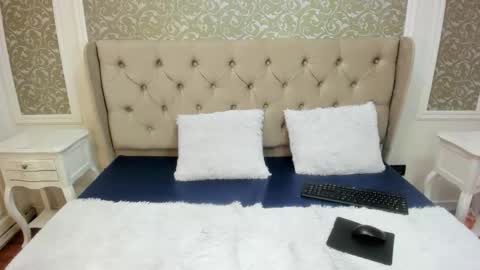 Cristina  online show from 01/12/26, 07:30