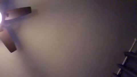 Snapshot of cristo8inch chatting on 12/16/25, 04:39 cristo8inch online show from 12/16/25, 04:39