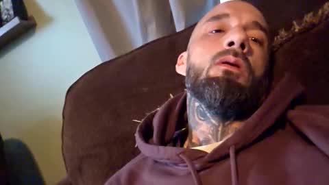 Snapshot of cristo8inch chatting on 12/19/25, 05:42 cristo8inch online show from 12/19/25, 05:42