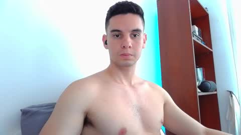 Tell me God  independent model show your respect at all times online show from 02/19/25, 02:12