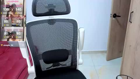 cristopher23  online show from 10/23/25, 02:22