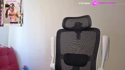 cristopher23  online show from 04/17/26, 06:33