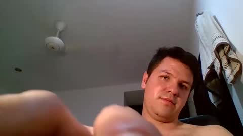 Snapshot of cristopher3042 chatting on 03/27/26, 05:13 cristopher3042 online show from 03/27/26, 05:13