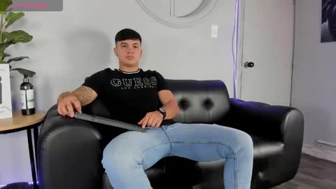 Cristopher online show from 04/14/26, 01:06