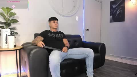 Snapshot of cristopher_strong chatting on 05/26/26, 12:45 Cristopher online show from 05/26/26, 12:45