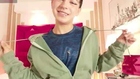 Cristopher  online show from 03/18/26, 08:34