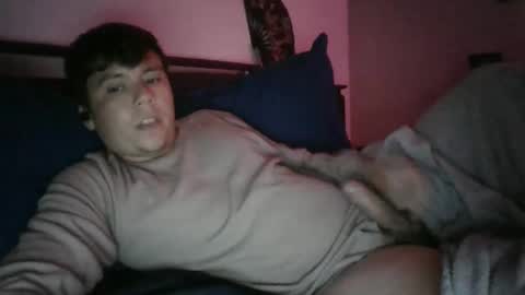 Snapshot of crisx3585 chatting on 09/29/25, 03:00 crisx3585 online show from 09/29/25, 03:00