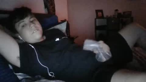 Snapshot of crisx3585 chatting on 11/06/25, 05:08 crisx3585 online show from 11/06/25, 05:08