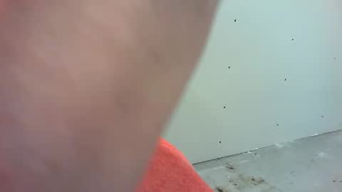 Snapshot of crjohnson chatting on 12/31/24, 09:06 crjohnson online show from 12/31/24, 09:06