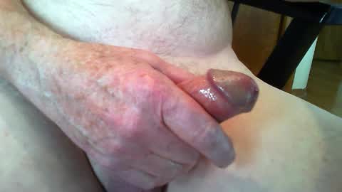 Snapshot of crjohnson chatting on 11/30/25, 06:45 crjohnson online show from 11/30/25, 06:45