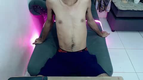 crocodale online show from 09/20/25, 12:00