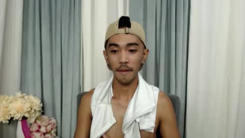 crocodale online show from 04/16/26, 05:36