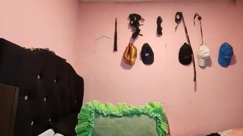 cronos_hot_888 online show from 03/04/26, 10:27